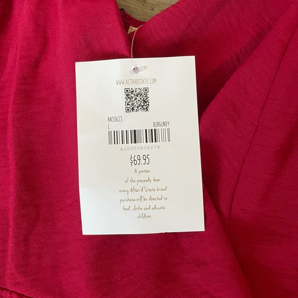 Brand new dress - Picture 2 of 3